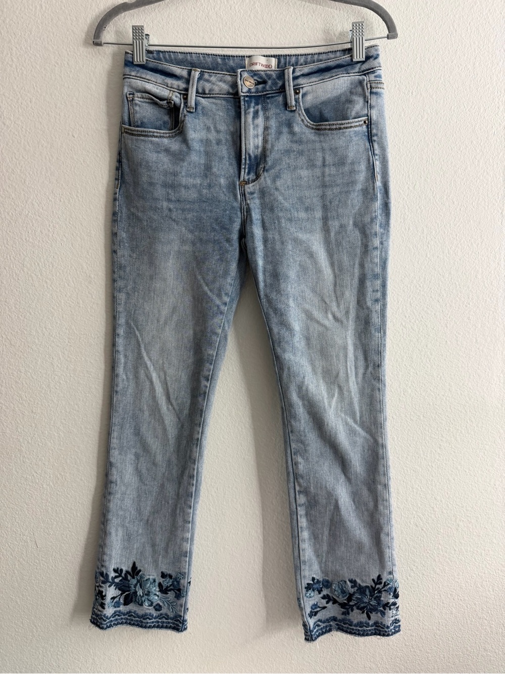 DRIFTWOOD Blue Wash Floral Embroidered Hem and Pockets Colette Jeans Size 26